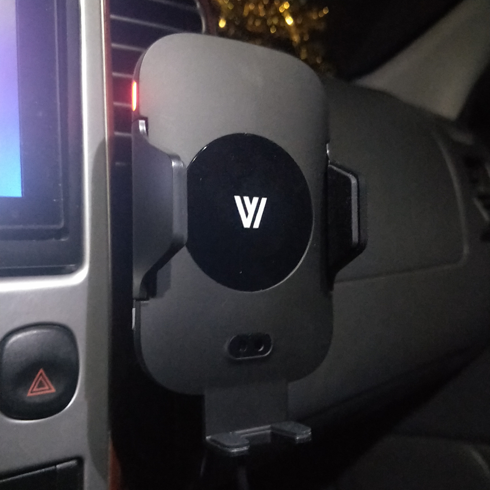 [開箱]Wyless Easy EZ8 紅外線感應無線充電車夾，10W無線快充，出風口夾式，紅外線觸控 - WYLESS Easy EZ8, 車用支架, 無線快充, 車用手機支架, 【Wyless】Easy EZ8 - 敗家達人推薦