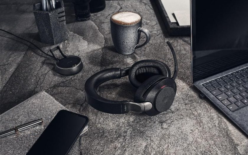 Jabra Evolve2 系列樹立商務耳機新標準: 為專注和協作而生 - The Evolve2 40 - 敗家達人推薦