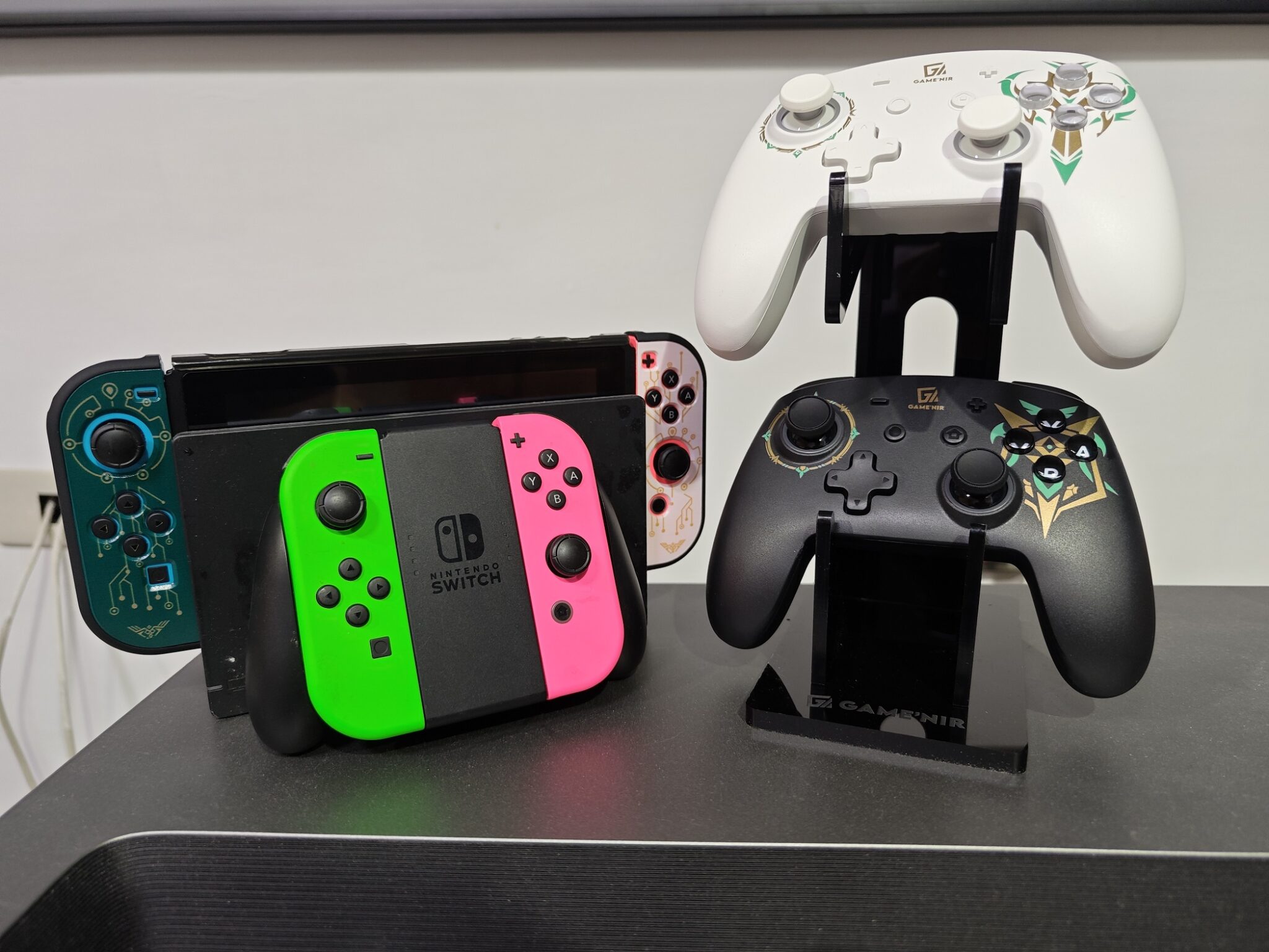 【Switch手把排行No.1】超強自動放招+自動連發開箱，GAME’NIR電玩酒吧七代傳說特仕手把典藏組。