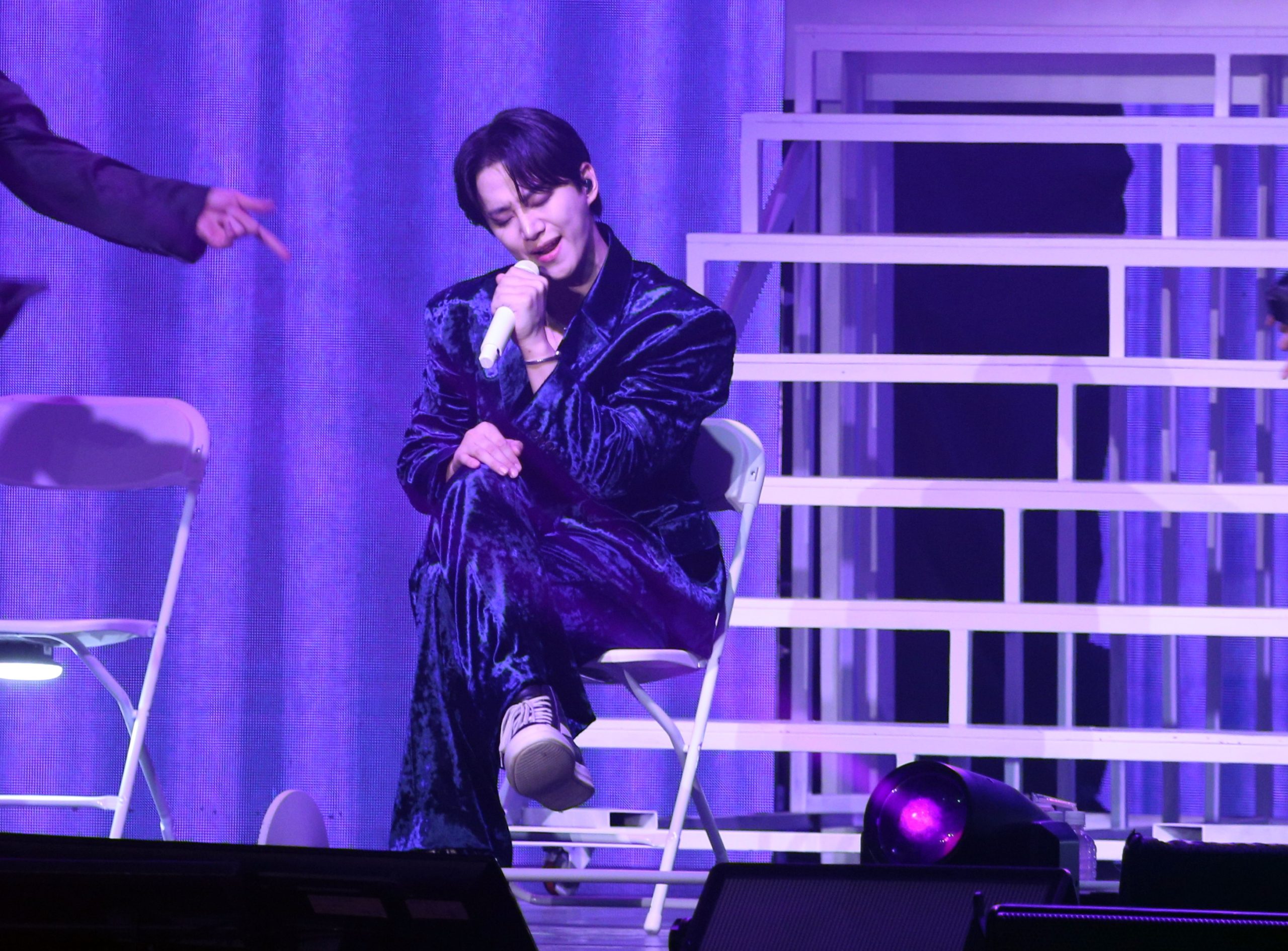 一手包辦詞曲創作沒問題!實力派韓團2PM「全才帝王」李俊昊連兩天開唱! - 李俊昊帥, Frozen Heart, 毒:On my mind, 025台南好YOUNG - 敗家達人推薦