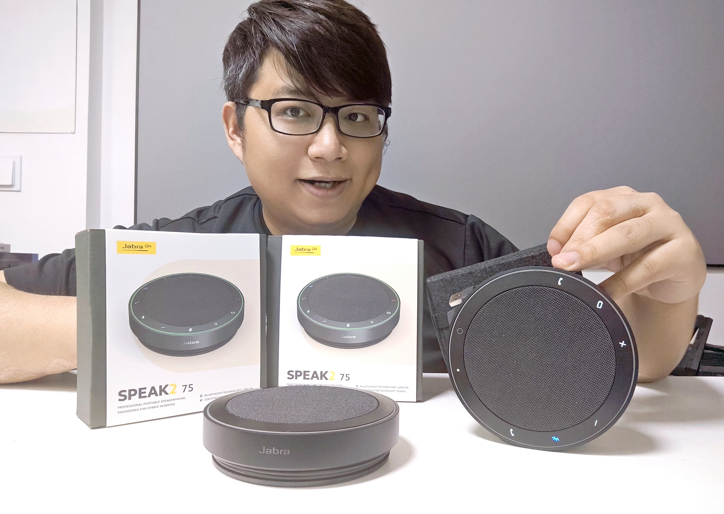 【開箱】Jabra Speak2 75雙機串聯評測，專業大型會議麥克風音響，再遠講話也清晰！ - Jabra, 敗家輝哥, 老司機推薦, 編輯推薦, Speak2, Speak2 75, Jabra Speak2 75, Jabra Speak2, Jabra Speak2 75評價, 輝哥推薦 - 敗家達人推薦