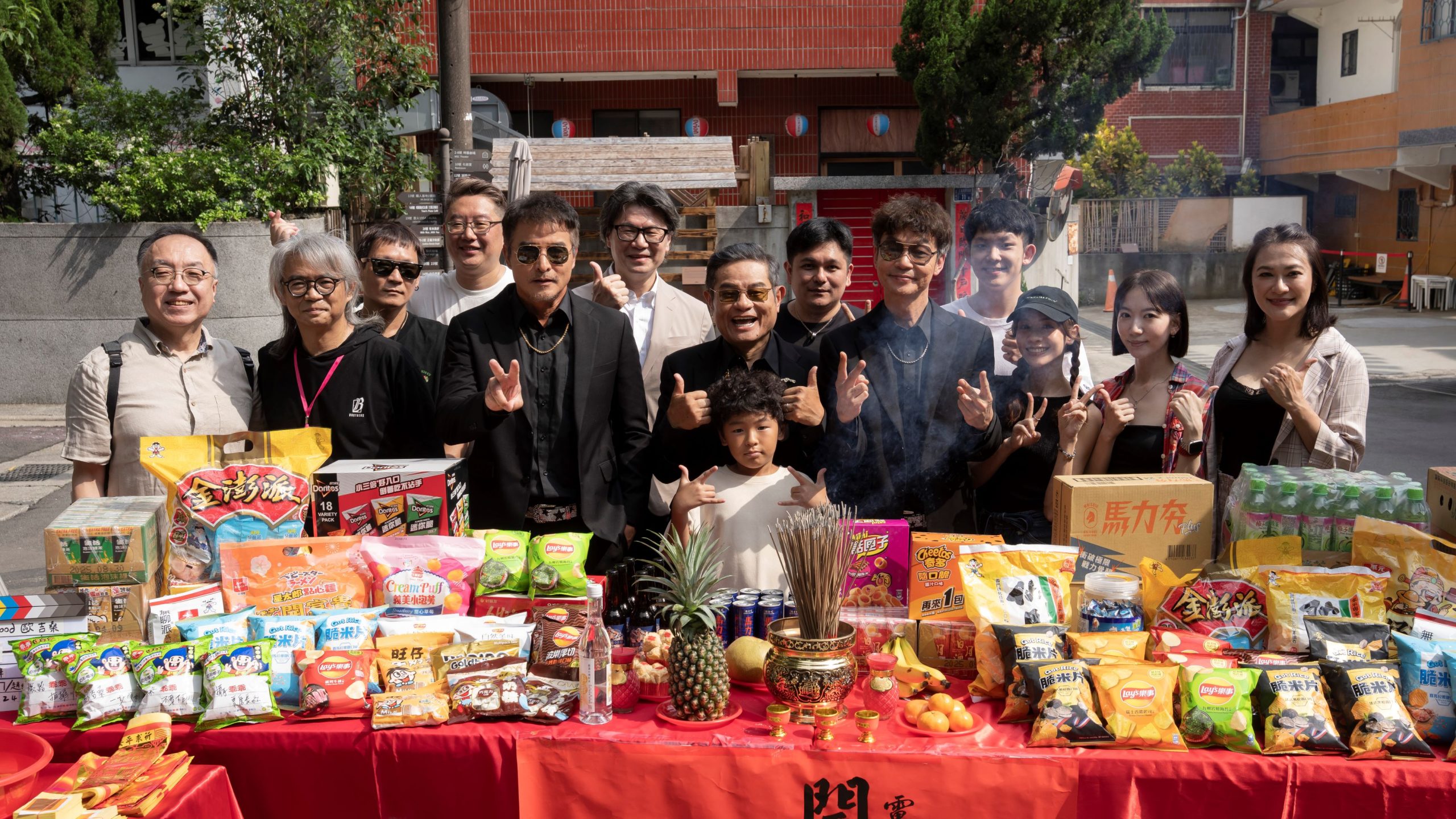 歐吉桑大鬧直播界 熱血圓夢當網紅 三人演出默契十足 現場激盪爆笑火花 - 李國煌, NO GOOD！歐吉桑, 李銘順, 許效舜 - 敗家達人推薦