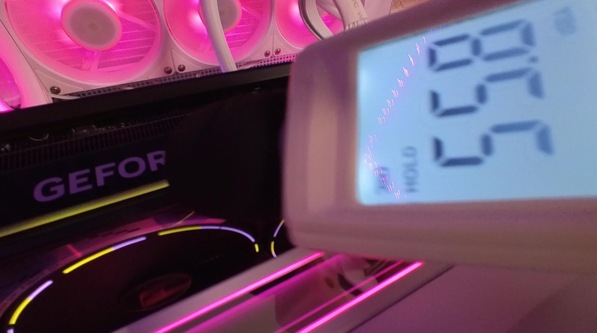 高階5090崩盤下跌1萬5！技嘉AORUS RTX5090 MASTER 只剩7萬6入手！ - 開箱, 顯示卡, 技嘉, 敗家輝哥, RTX5090, 技嘉AORUS 5090 MASTER, MASTER, AORUS RTX5090 MASTER - 敗家達人推薦