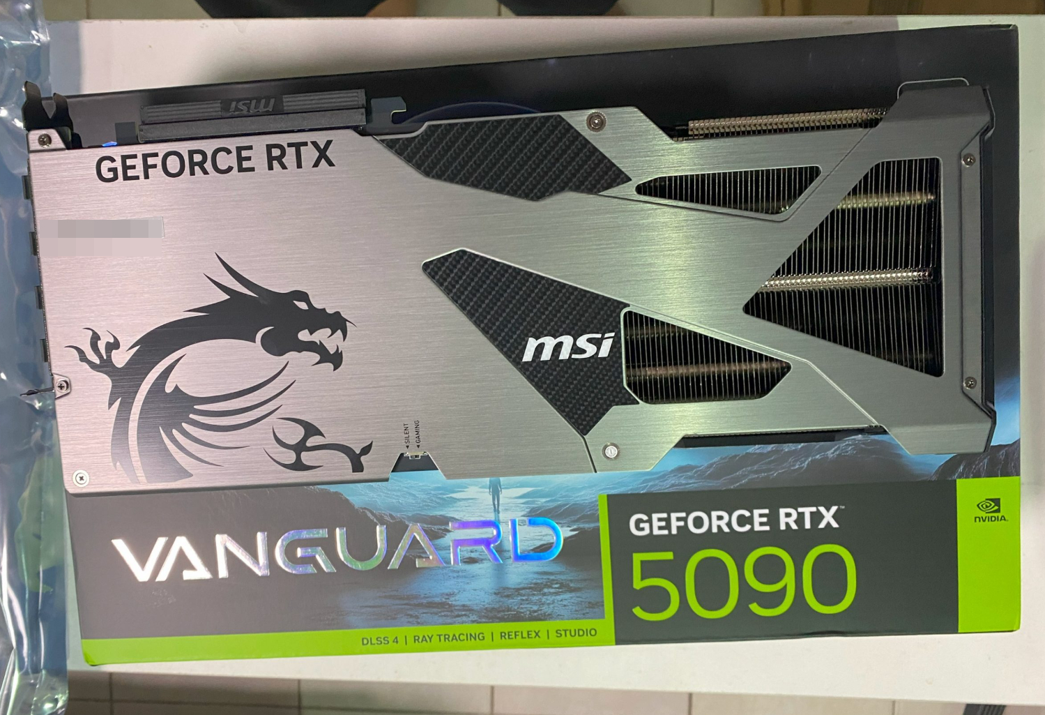 【開箱評測】微星神龍 MSI RTX 5090 VANGUARD SOC 值得買嗎？實測效能、溫度、噪音比較一次看！ - 微星, NVIDIA, 敗家輝哥, RTX5090, 微星神龍 - 敗家達人推薦