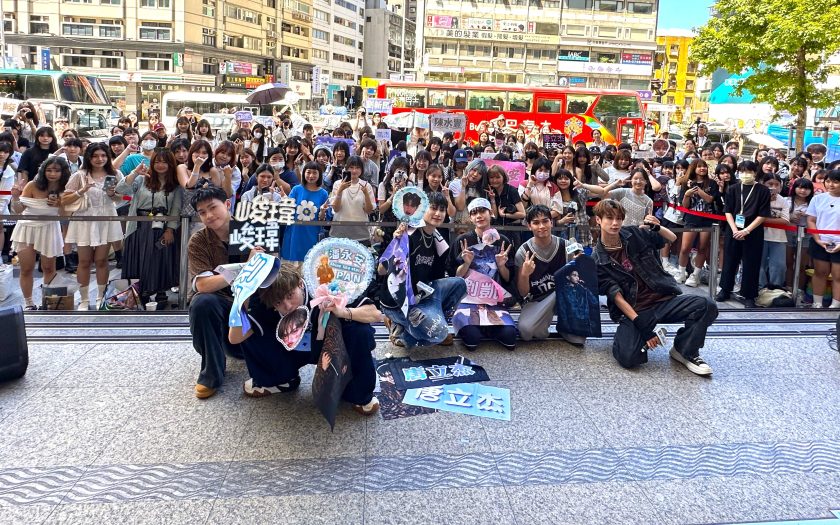 Dolfan辦新生Saturnday首次6人握手會 VERA學文義氣站台主持 - Saturnday - 敗家達人推薦