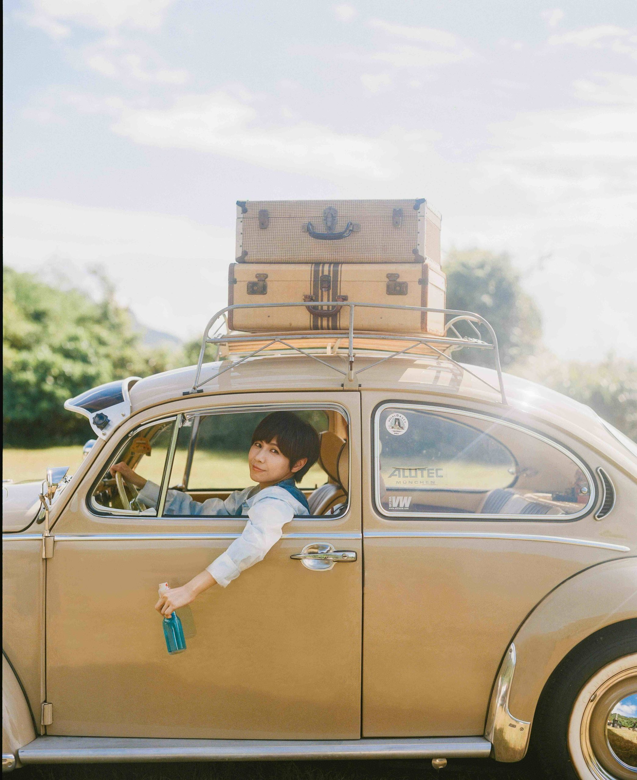 小魏魏嘉瑩最新單曲〈我要把眼淚當汽水〉把挫折當甜點 - 魏嘉瑩, LEGACY TERA, 你不必無時無刻推持完美的笑容, 我要把眼淚當汽水, 同名演唱 - 敗家達人推薦