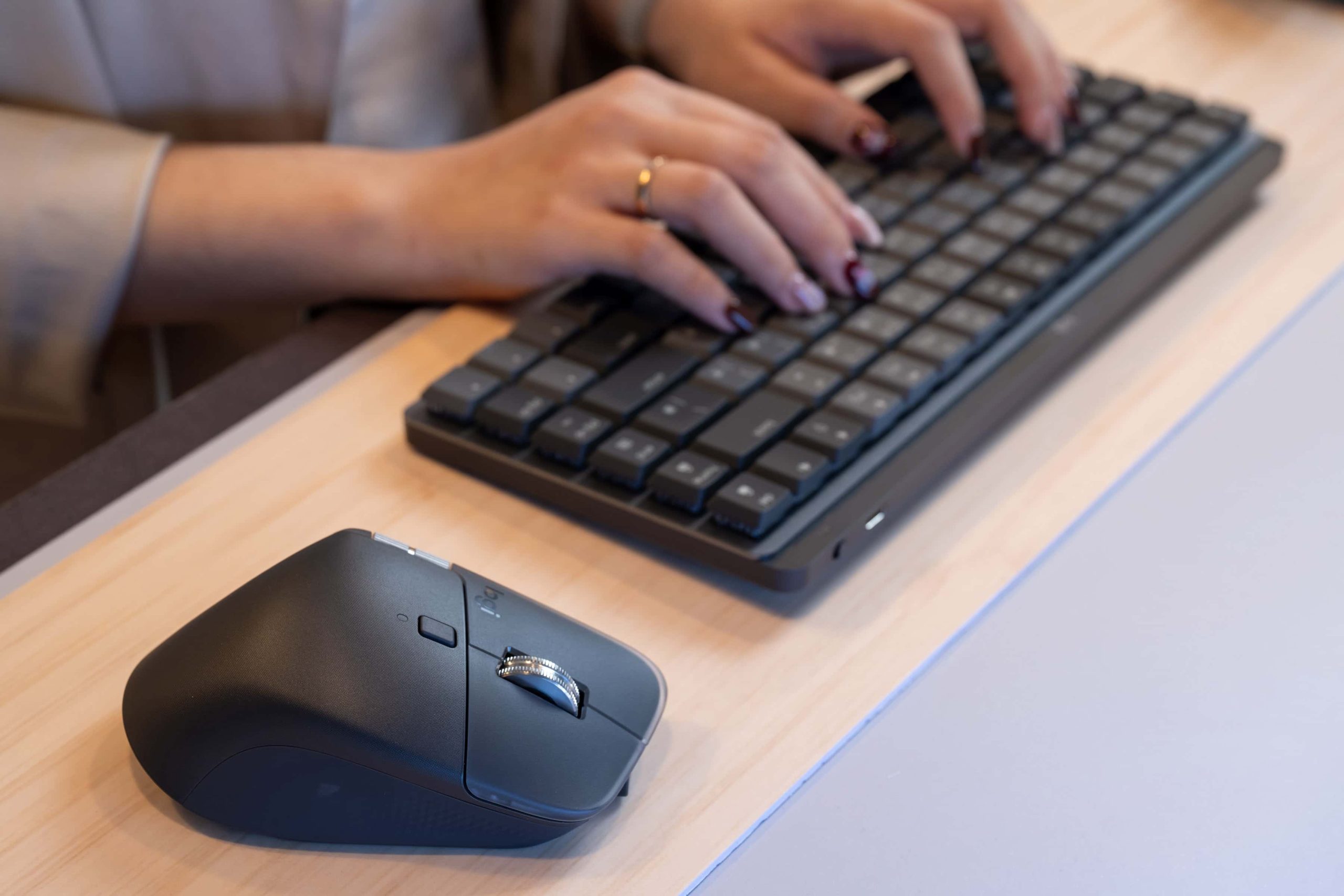 經典再進化!Logitech MX Master 4 無線滑鼠 全球同步發售 - 羅技, Logitech, Logitech MX Master 4 無線滑鼠 - 敗家達人推薦