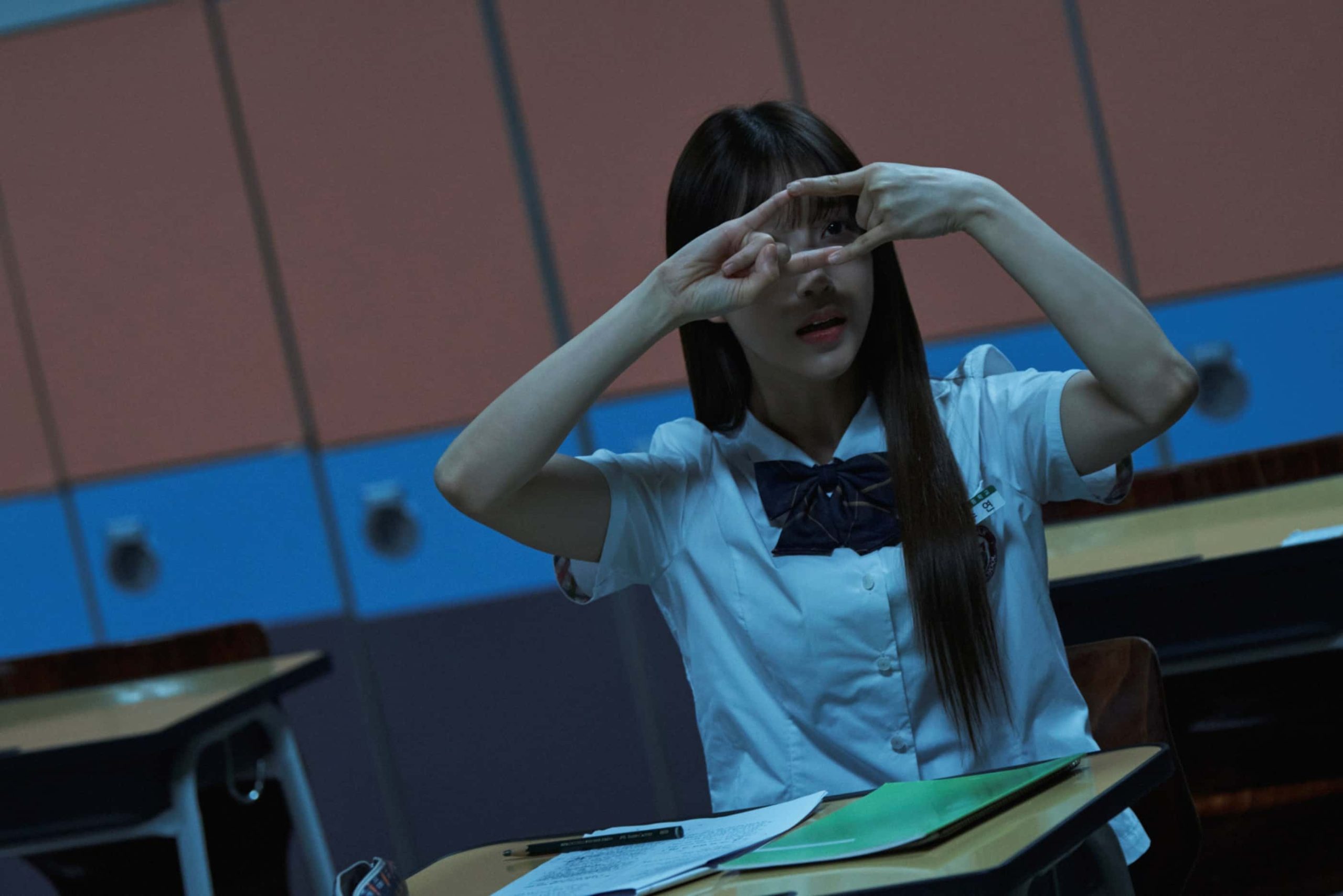 韓國恐怖女王回歸！徐令姬《咒你》展現瘋狂母愛　不惜割手噴血只為換取女兒好成績 - 破墓, 咒你, STAYC, 韓國恐怖電影 - 敗家達人推薦