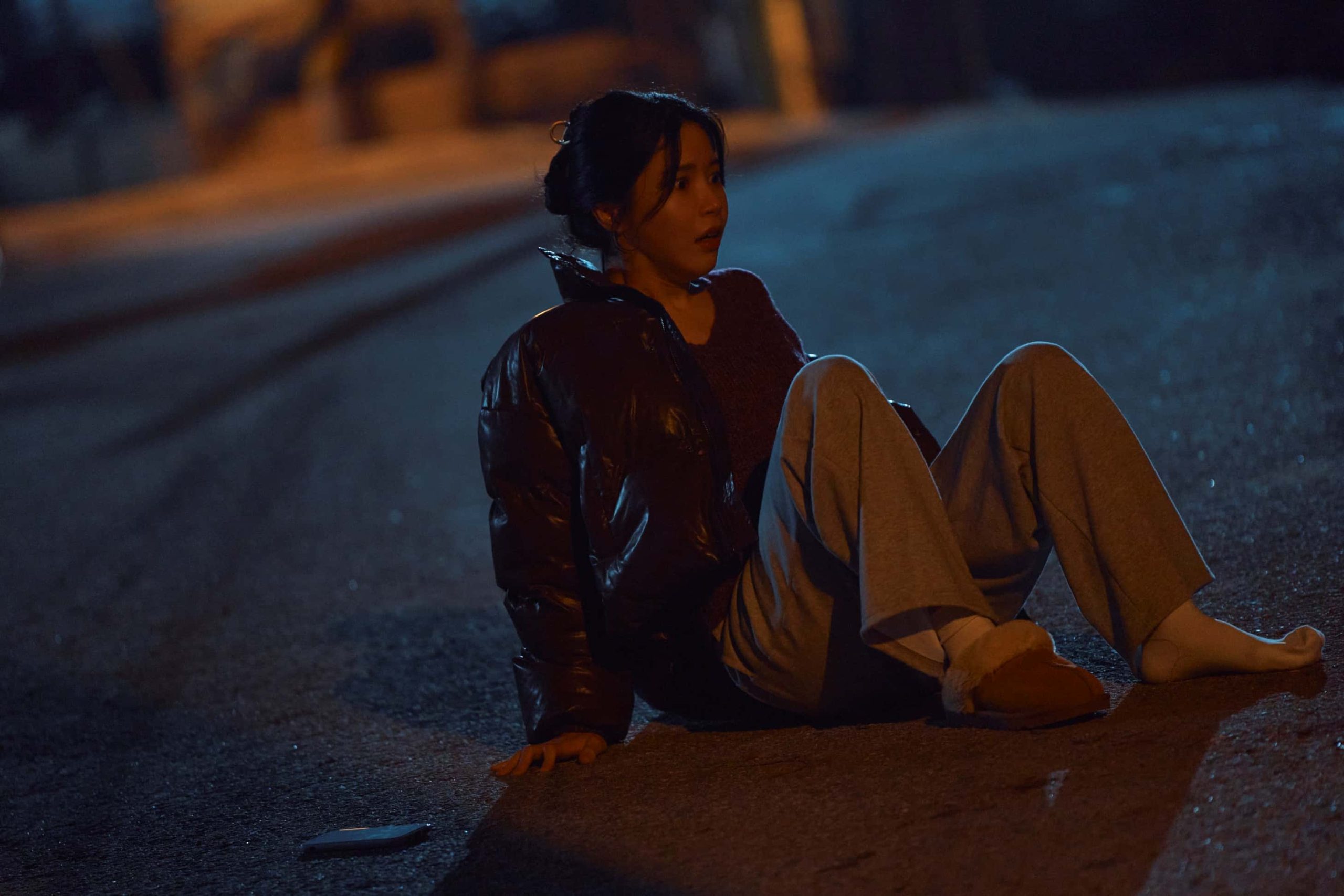 《咒你》片場靈異頻傳！頌樂大膽演出多個噴血嚇人畫面　展現恐怖演技 - MAMAMOO, 咒你, 洪源基, 頌樂 - 敗家達人推薦