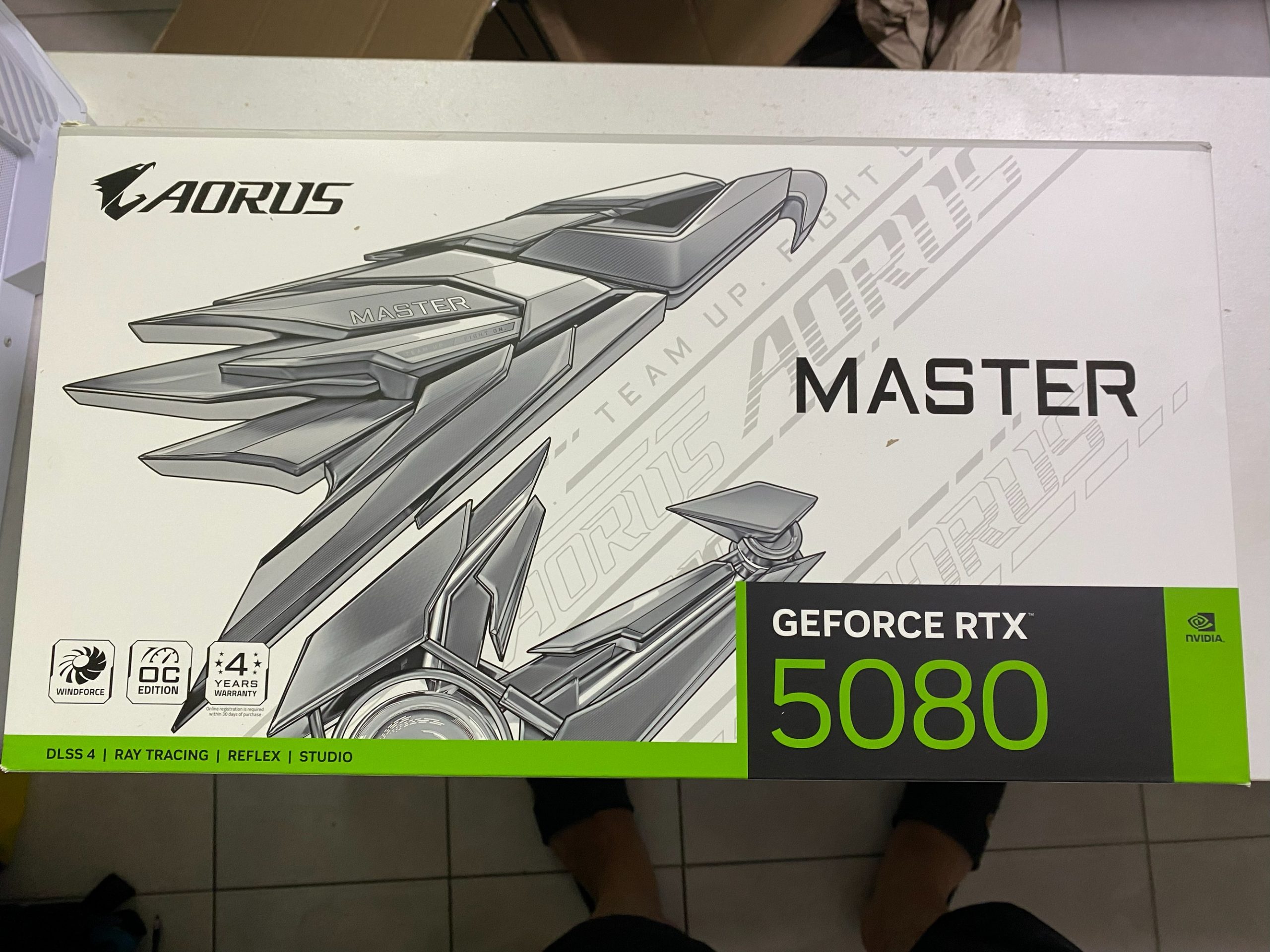 【輝哥啟動】技嘉RTX5080 Master ICE 白色版開箱!跑分10184分、溫度55度、噪音45分貝! - 技嘉, 5080 - 敗家達人推薦