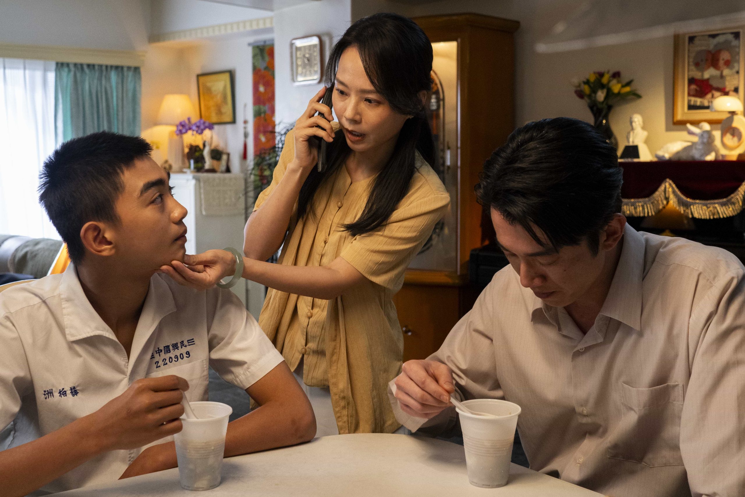 金曲歌后孫淑媚片中不準兒子鎖門 狂唸：你的雞雞我都看過了！ 要什麼隱私權？ - 南方時光, 孫淑媚 - 敗家達人推薦