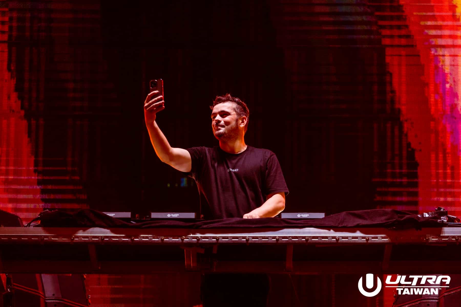 Ultra Taiwan本週六登場！最年輕世界百大DJ冠軍Martin Garrix來台倒數　粉絲瘋搶見面會「釣出超大咖」留言 - Ultra Taiwan, DJ Mag, 世界百大音樂節, Ultra Taiwan超世代音樂節 - 敗家達人推薦