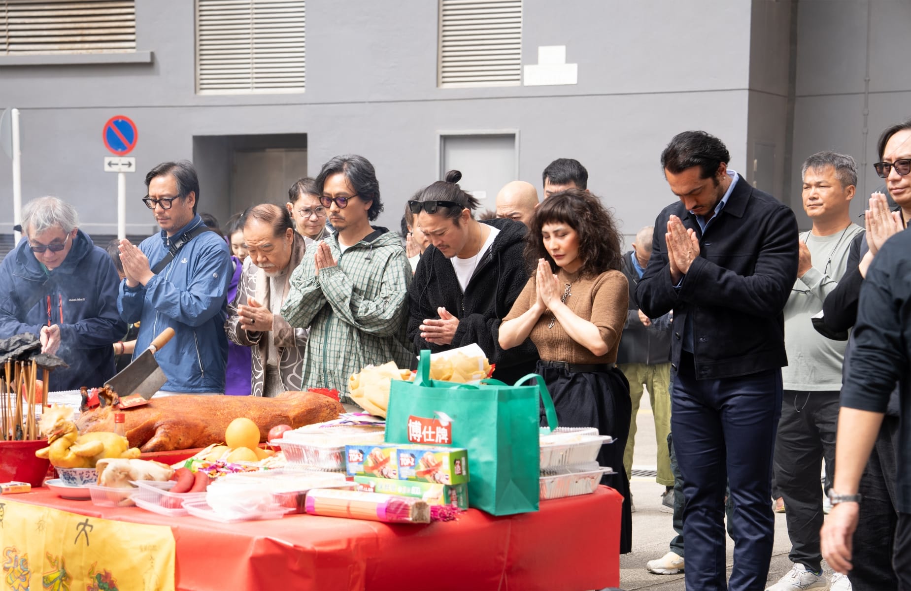 動作電影《拾荒法師2》宣布開鏡!何超、波斯男神Iman苦練9個月武打特訓 監製陳子聰:辛苦但值得 - 拾荒法師2, 何超儀, Iman, 陳子聰, 彭氏兄弟, 見鬼 - 敗家達人推薦