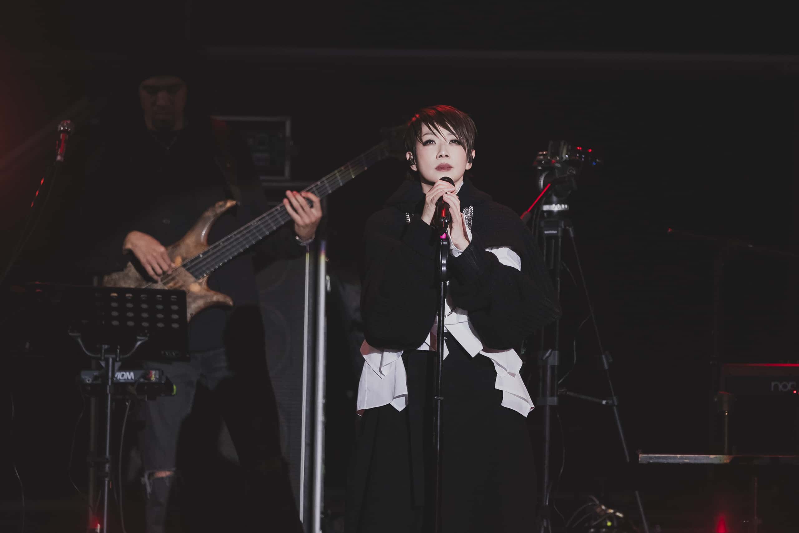 戴佩妮〈簡單〉成 20 週年最觸動時刻　歌迷大合唱點亮整場情緒 - 2025 Simple Life 簡單生活節, 國泰世華CUBE, 華山大草原, Simple Life - 敗家達人推薦