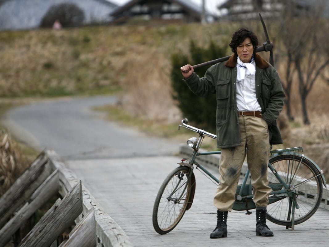 日本性格男神豐川悅司暖男形象再受矚目 與話題影集《地面師》反派形成鮮明反差 - 國寶, 扶桑花女孩, 蒼井優, 李相日, 豐川悅司 - 敗家達人推薦