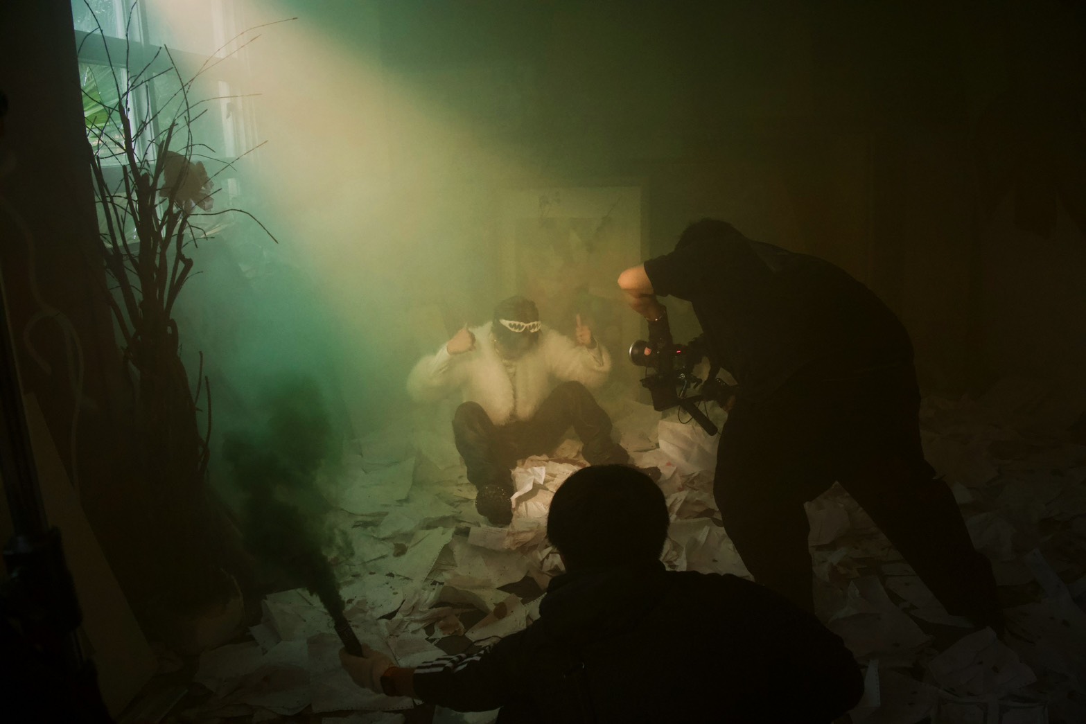 孟子七十三代孫孟慶而操刀執導！《原子少年》滿分編舞師加持　超猛〈GET IT UP〉MV拍到濺血 - LIL MING, GET IT UP, 孟慶, Eddie - 敗家達人推薦