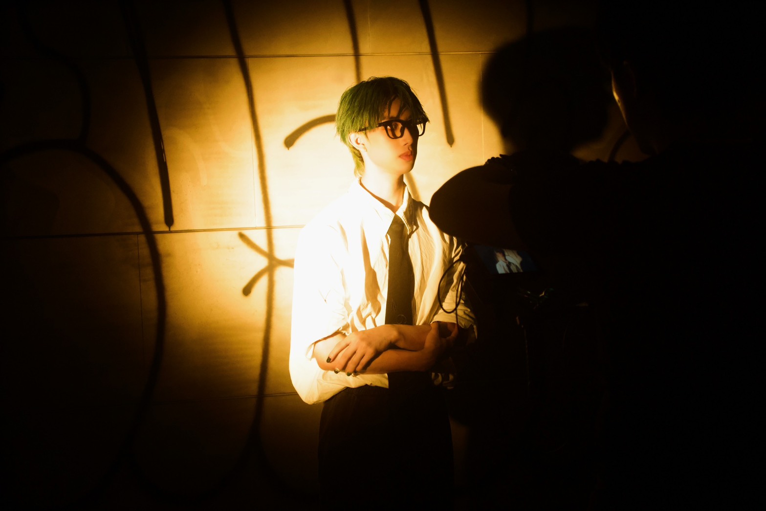 孟子七十三代孫孟慶而操刀執導！《原子少年》滿分編舞師加持　超猛〈GET IT UP〉MV拍到濺血 - LIL MING, GET IT UP, 孟慶, Eddie - 敗家達人推薦