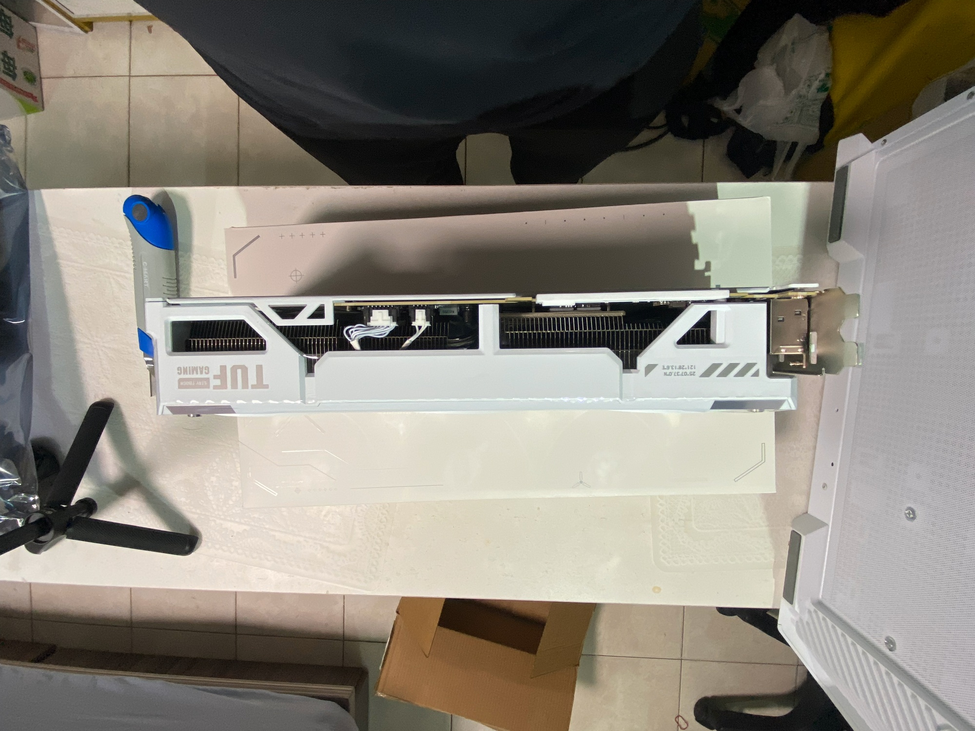 【開箱】啟動最終章:美亞ASUS TUF Gaming RTX 5070 Ti White OC 開箱實測! - ASUS, Amazon, 5070Ti - 敗家達人推薦