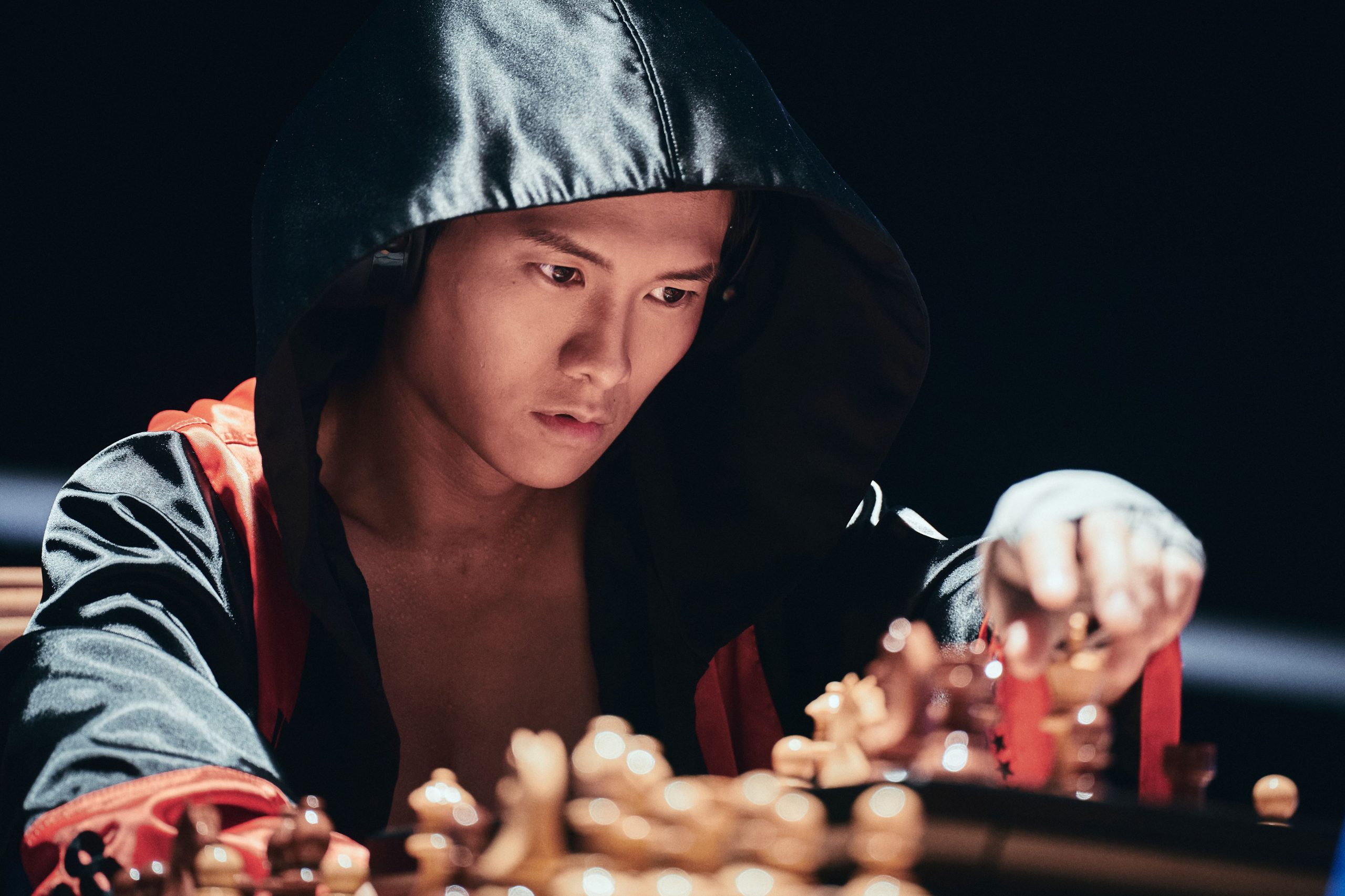 香港型男鄭家穎全力查貪 與好友黃宗澤反目成仇 - 棋拳風暴, 吳家偉, 鄭嘉穎, 黃宗澤, 劉心悠, 胡鴻鈞, 國際象棋拳擊 - 敗家達人推薦