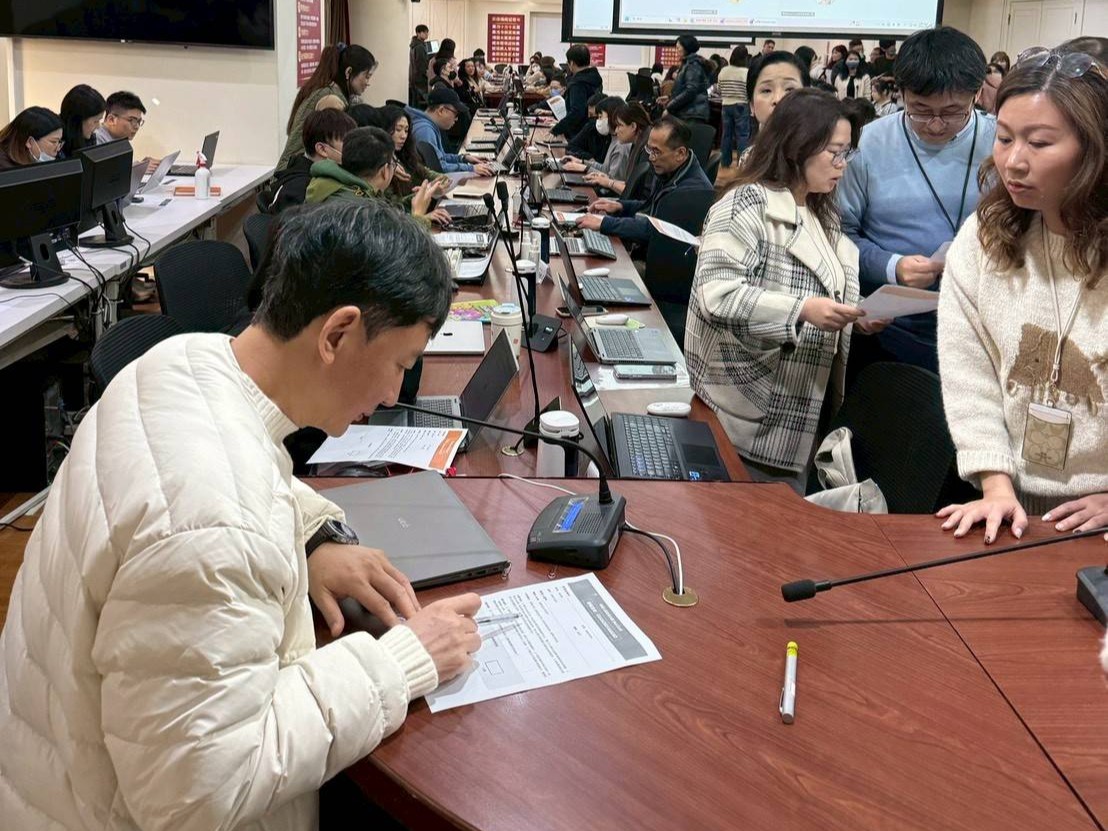 王令麟:三年AI轉型、年省5億 重塑企業競爭力 - 王令麟, AI能力鑑別 - 敗家達人推薦