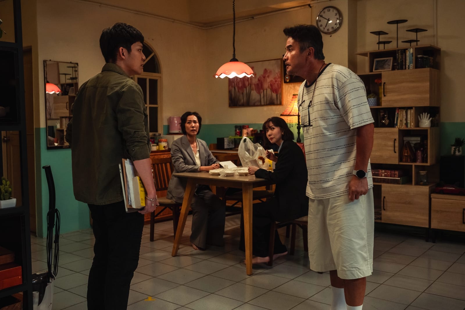 張詩盈《NO GOOD!歐吉桑》突扯下衣服「我也可以很壞」!李銘順一句話立刻掃興降火 - 李國煌, NO GOOD!歐吉桑, 李銘順, 許效舜, AcQUA源少年 - 敗家達人推薦