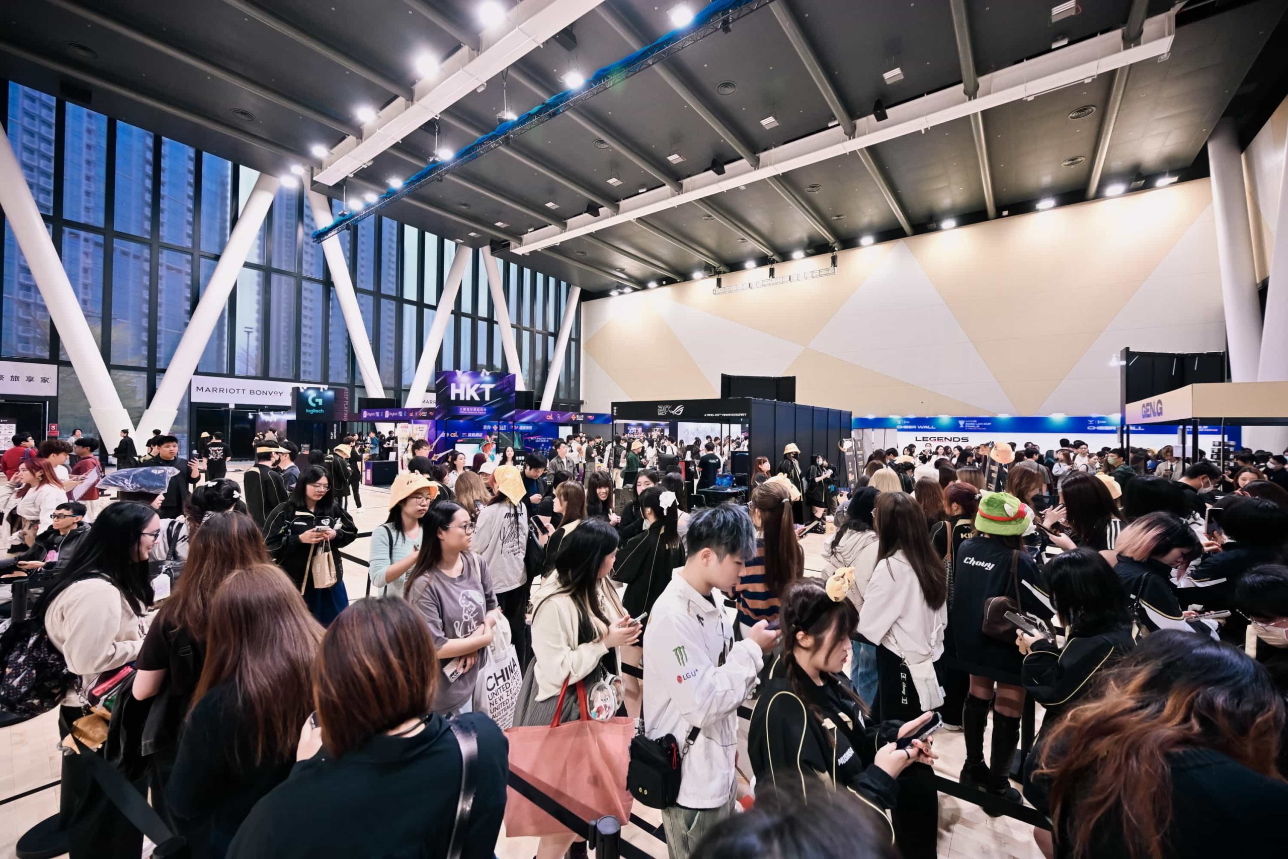 LCK Cup 首度移師香港圓滿舉行 Gen.G 直落三局強勢封王 兩日超過三萬人次參與 - Cyber Games Arena, 2026 LCK Cup Finals in Hong Kong presented by CGA, CGA, LCK, Festival Zone - 敗家達人推薦