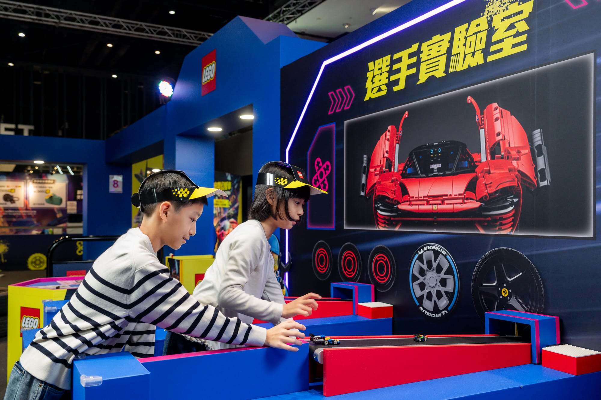 樂高®《拼出夢幻愛車》主題活動熱血登場！邀大小朋友化身夢想賽車手 - 樂高, 拼出夢幻愛車, 台茂購物中心, 汽車小學堂 - 敗家達人推薦