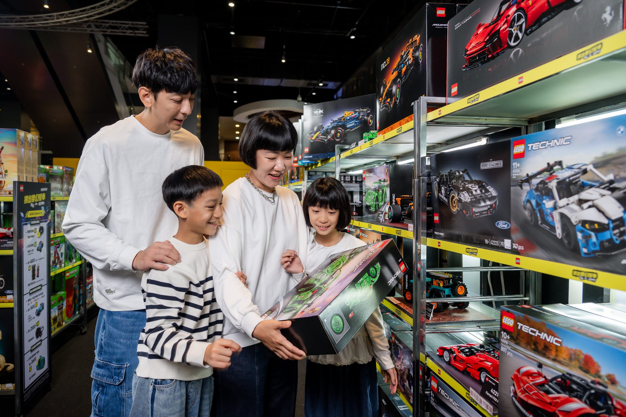 樂高®《拼出夢幻愛車》主題活動熱血登場！邀大小朋友化身夢想賽車手 - 樂高, 拼出夢幻愛車, 台茂購物中心, 汽車小學堂 - 敗家達人推薦