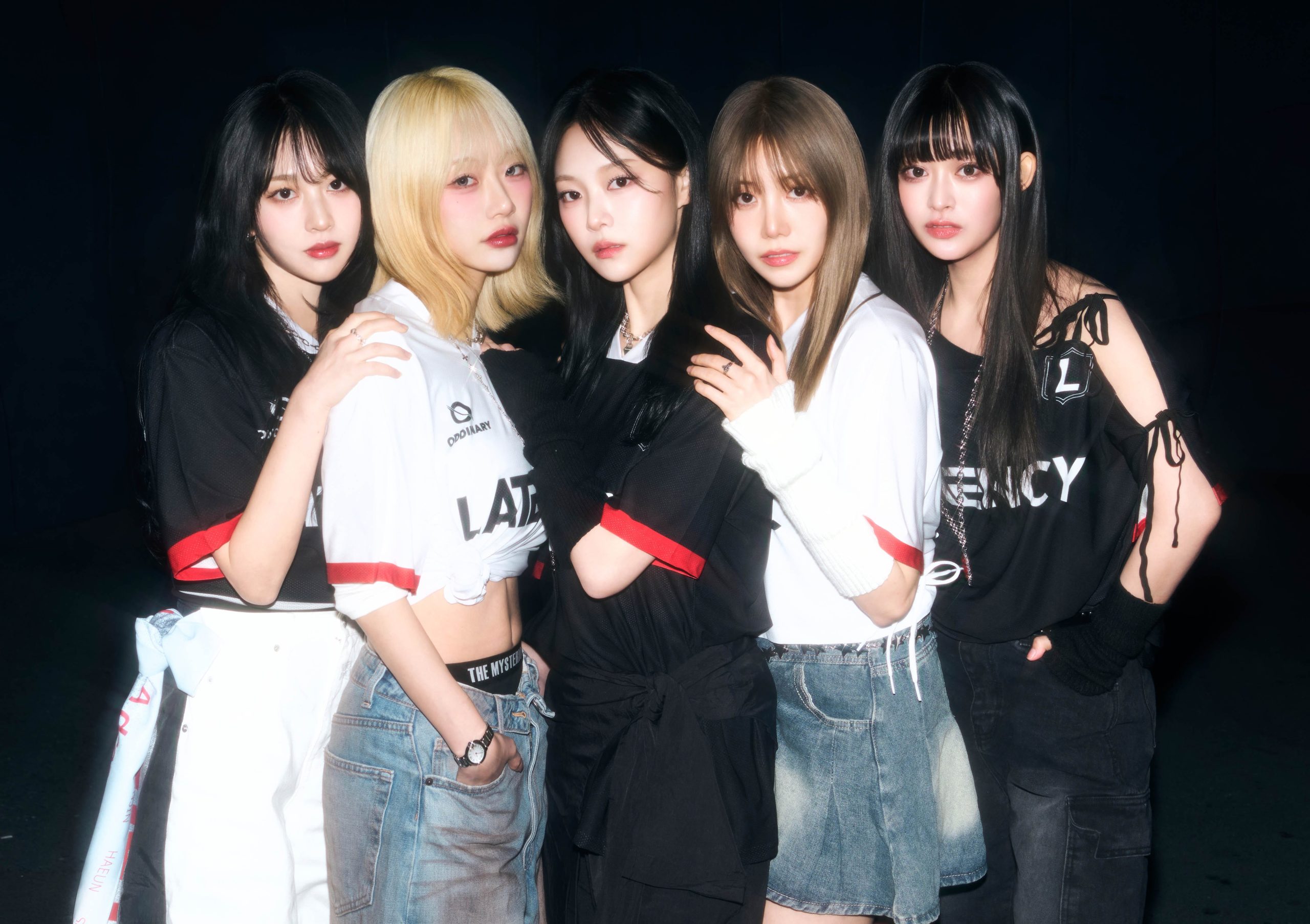 會唱、會跳還會彈…五妞個個來頭不小，韓國實力樂團LATENCY 訂6/27襲台開唱。 - LATENCY, QWER, HEEYEON, 新一代水炸彈女神, ZZONE, cignature, THE WALL LIVE HOUSE, 2026 LATENCY 1ST LIVE [ON TIME] IN TAIPEI - 敗家達人推薦