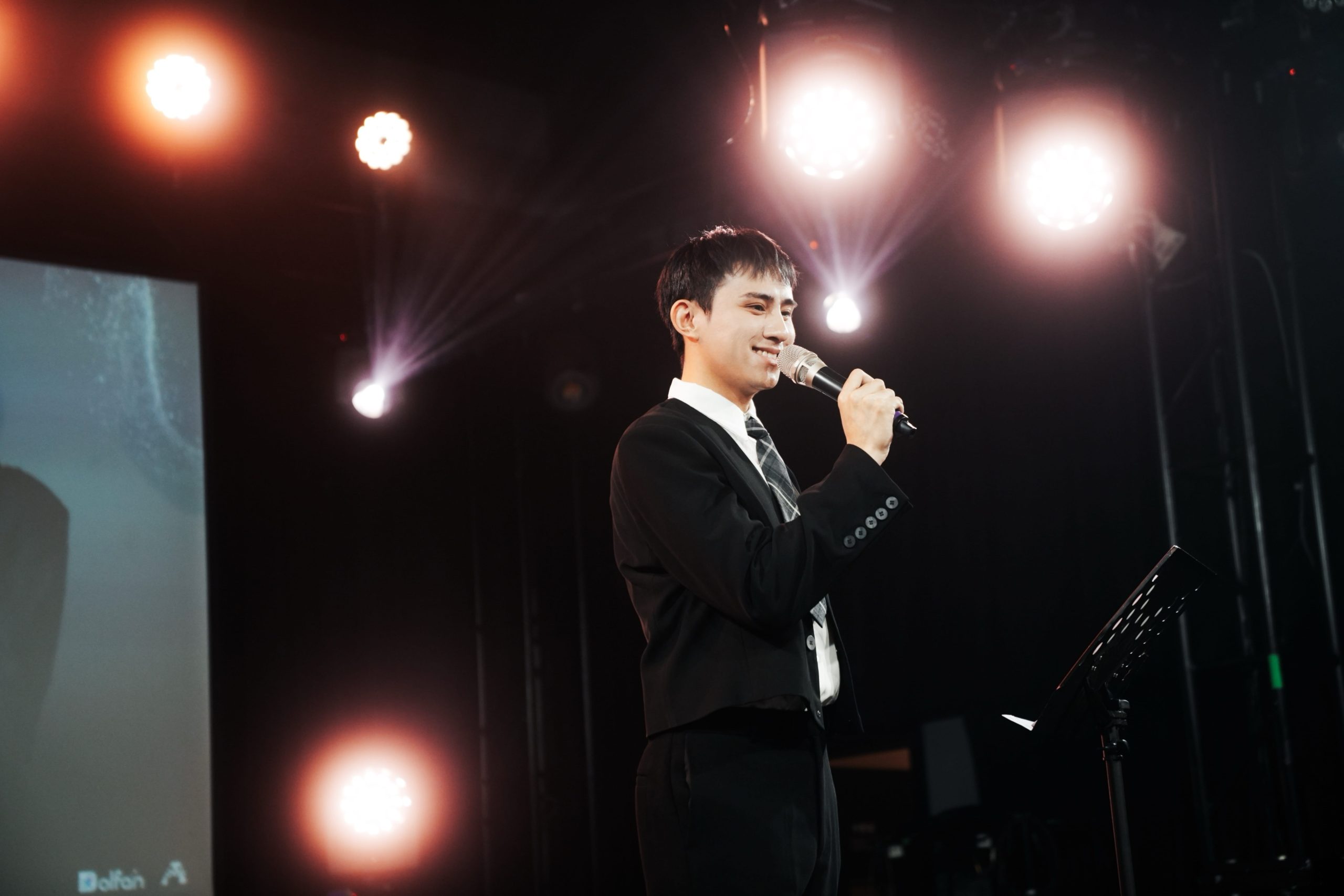 Dolfan 5月壽星生日音樂會 VERA學文女裝登場、HAKU忘情熱唱演出15首歌 - Dolfan, 碩網, So-net, HAKU, 學文 - 敗家達人推薦