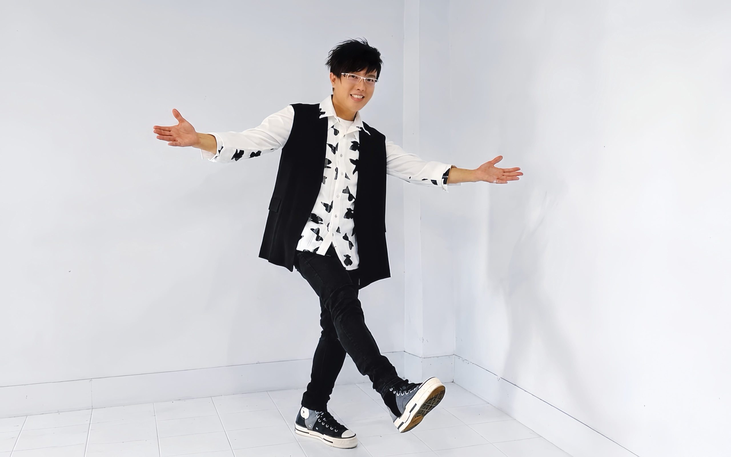 「辦桌二人組」解散後改名?阿傑合體神秘大咖,新歌驚喜成為「飛龍在天」片尾神曲! - 辦桌二人組, 馮偉傑, 宋俊明, 我挺你, 台南市商業總會理事長 - 敗家達人推薦