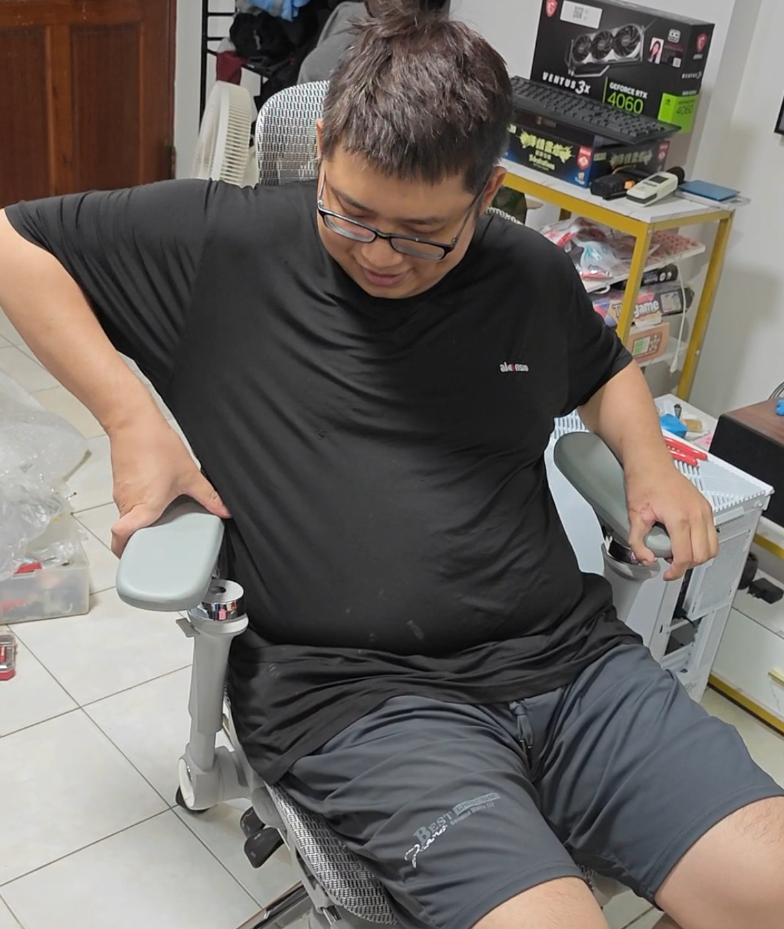 4500元超平價人體工學椅，Xpanse T9 功能真的太誇張！網布、腰靠、6D扶手、座深、椅背高度全都有 - 敗家達人推薦