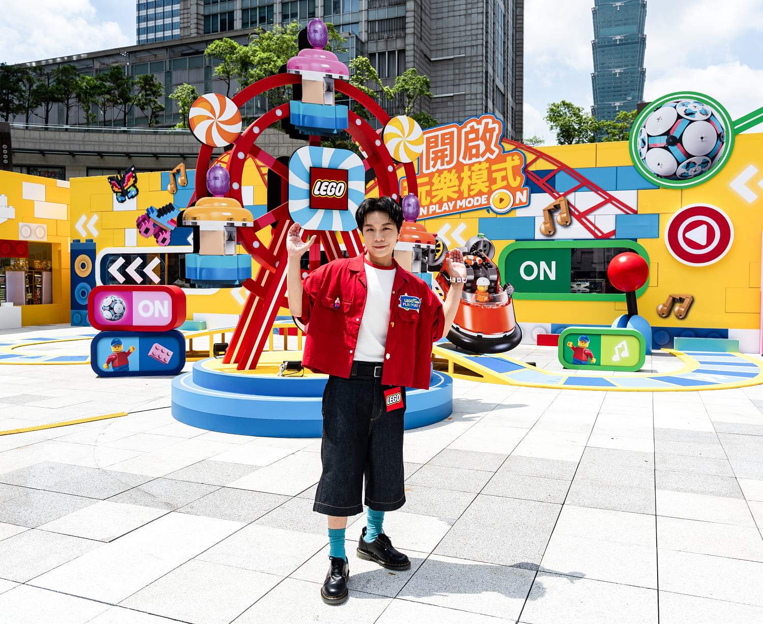 「樂高®夏日遊樂場」登場 逾6萬顆顆粒打造樂高®未來城 邀親子開啟玩樂模式！ - 樂高, 樂高®夏日遊樂場, 黃彥智, James, 30年後的未來城, 樂高®未來城 - 敗家達人推薦