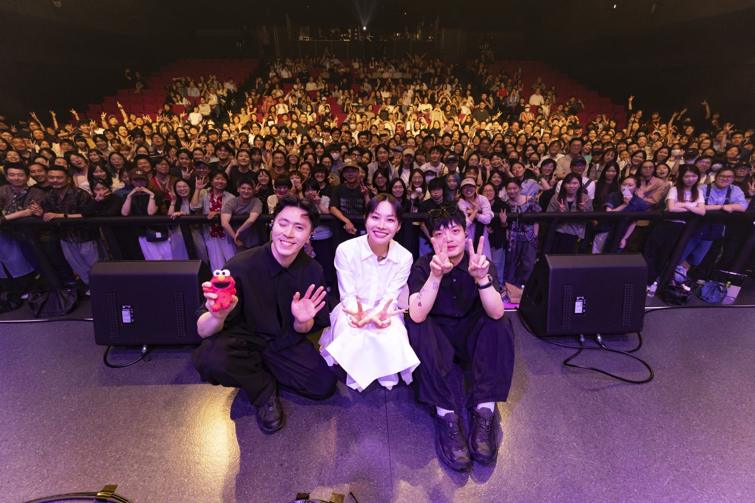 鄭宜農登上日本主流媒體、陳珊妮東京場《Peace of Shxx》演出美學如同藝術綻放 - StreetVoice, PANDA RECORD, PARK PARK @ Tokyo, 鄭宜農, 陳珊妮 - 敗家達人推薦