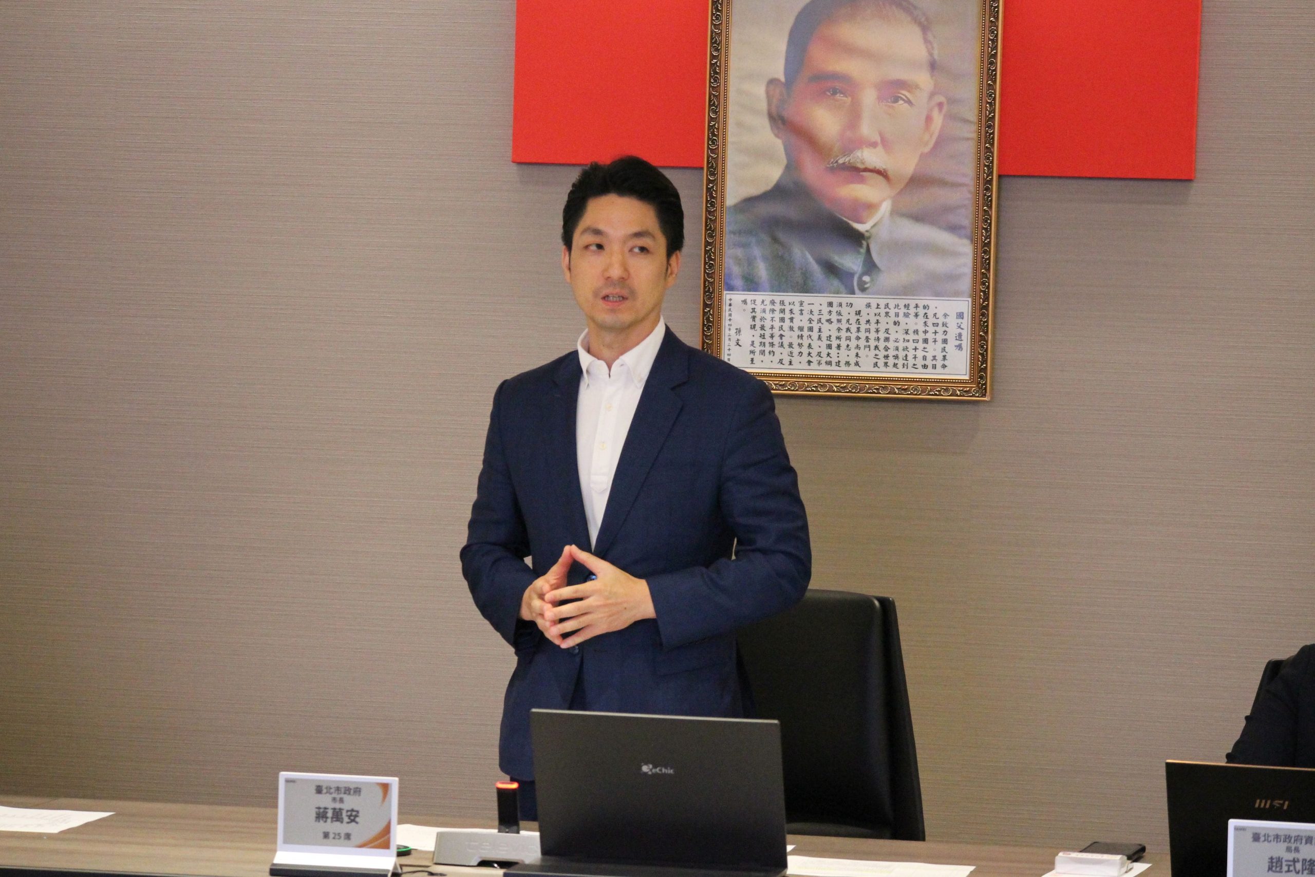 台北市商業會舉辦產業發展座談會 王令麟:攜手產官學推動AI轉型、破解缺工困境 - 王令麟, 115年產業發展座談會 - 敗家達人推薦